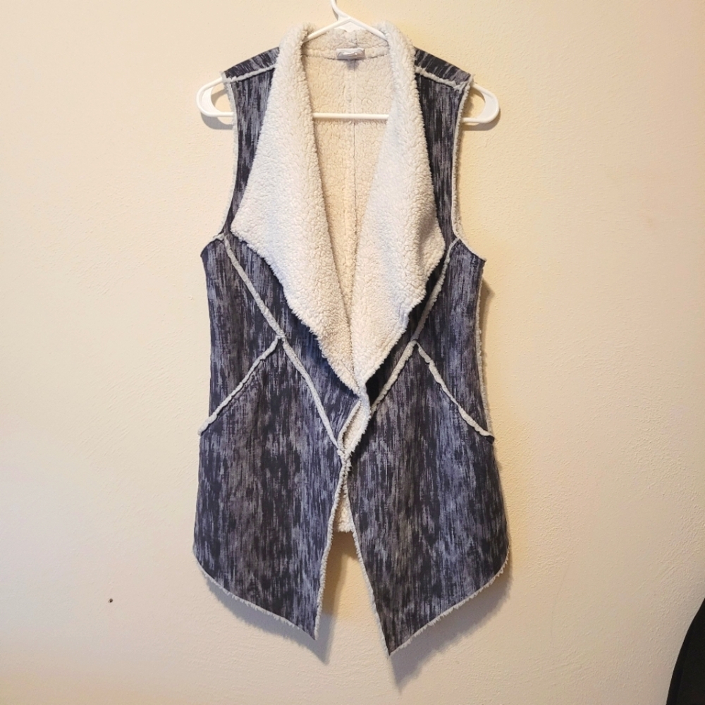 Women's LuLaRoe Marlow Black/Gray Sherpa Lined Open Front‎ Vest Jacket Size S